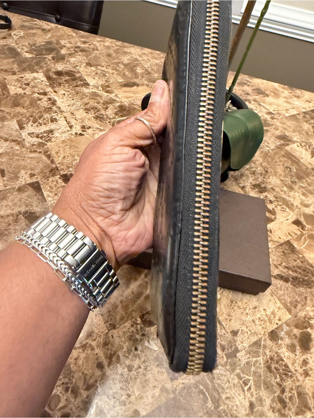 GUCCI Guccissima Leather Wallet & Box - Picture 7 of 12